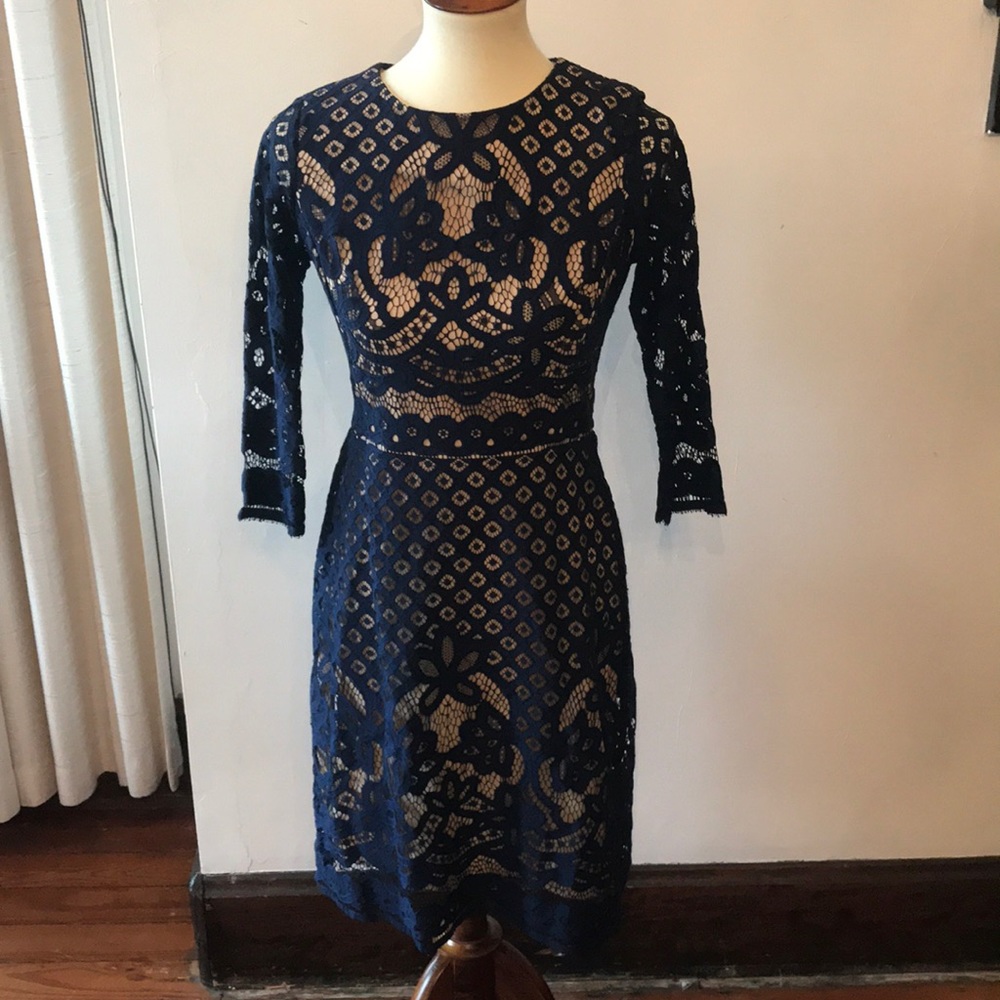 Gabby Skye Navy and Beige Lace Midi Dress